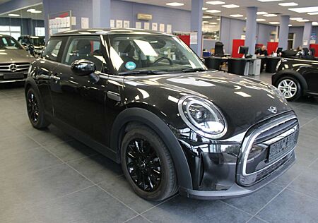 Mini ONE Aut. Blackyard