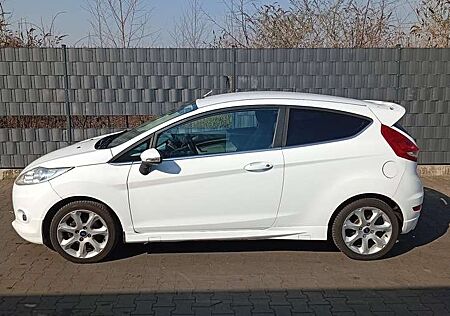 Ford Fiesta 1.4 Titanium
