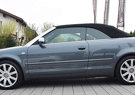 Audi S4 Cabriolet 4.2 quattro 1. Hand !!!
