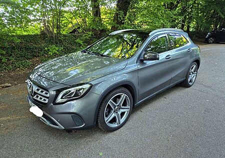 Mercedes-Benz GLA 250 GLA Urban