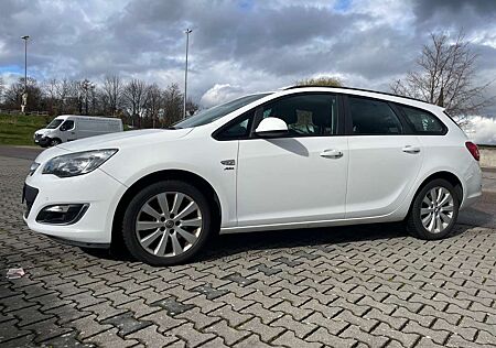 Opel Astra 2.0 CDTI DPF Sports Tourer Aut. Active