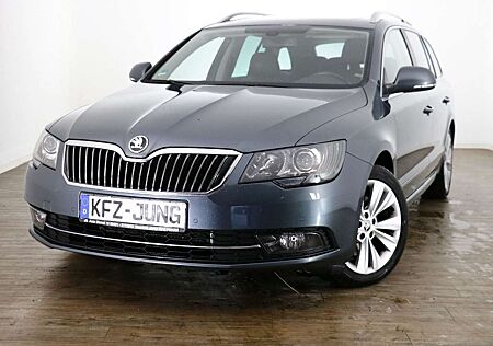 Skoda Superb Combi Elegance*DSG*Pano*Leder*DAB*