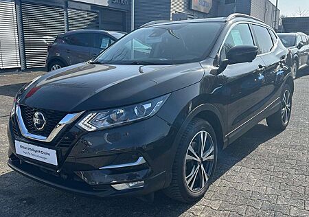 Nissan Qashqai N-Connecta*AT*DACHRELING*PANORAMAGLASDACH*SHZ