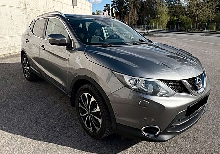 Nissan Qashqai 1.2 DIG-T TEKNA