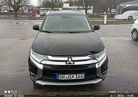 Mitsubishi Outlander 2.2 DI-D 4WD Aut. Top