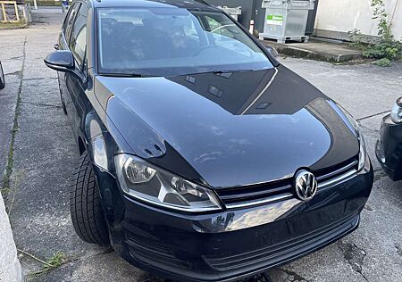 VW Golf Variant Volkswagen 1.6 TDI BlueMotion Trendline