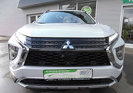 Mitsubishi Eclipse Cross Plus Hybrid 4WD*HUD*Bi-LED*Navi*Keyless*Kamera*