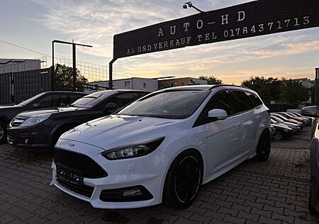 Ford Focus Turnier ST 41 T km , ( 400 Ps ) ST