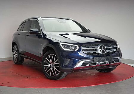 Mercedes-Benz GLC 300 de 4Matic 9G Navi/Leder/Distronic/Kamera