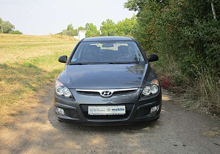 Hyundai i30 Edition+*1,4 * Klima *