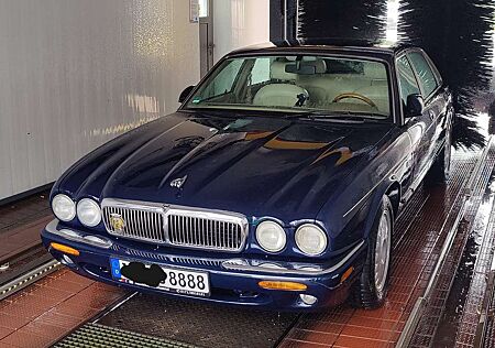 Jaguar XJ6 4.0