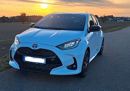 Toyota Yaris Hybrid 1.5 VVT-i GR SPORT