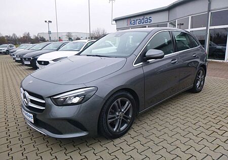 Mercedes-Benz B 180 AUT/AHK/NAV/KAM/PDC/LED