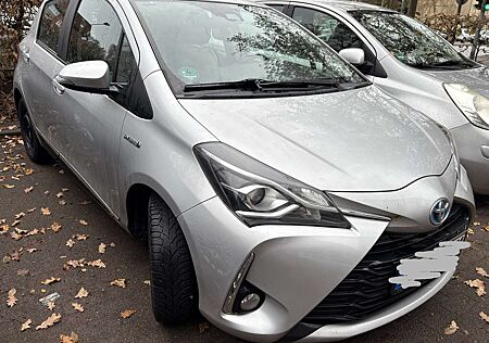 Toyota Yaris Hybrid 5013 AJS