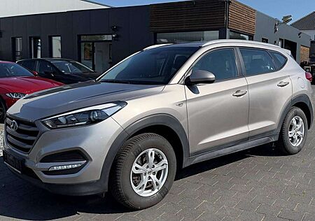 Hyundai TUCSON blue Classic 2WD