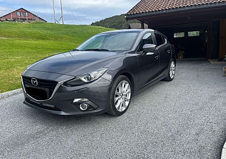 Mazda 3 SKYACTIV-D 150 Automatik Sports-Line