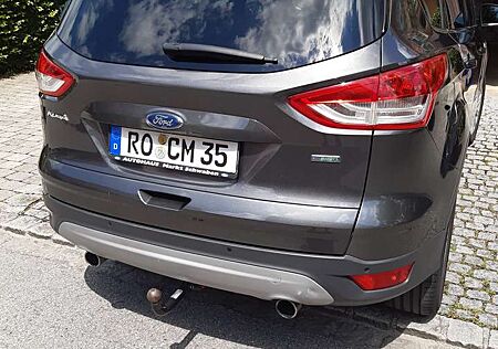 Ford Kuga 1.5 EcoBoost 4x4 Aut. Titanium