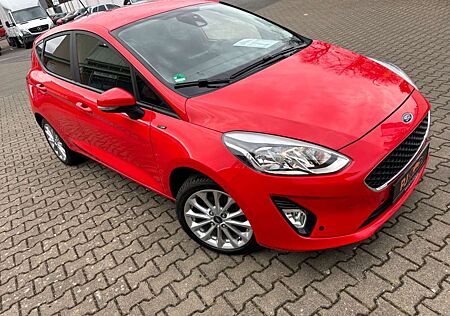 Ford Fiesta Cool & Connect**24681Km**