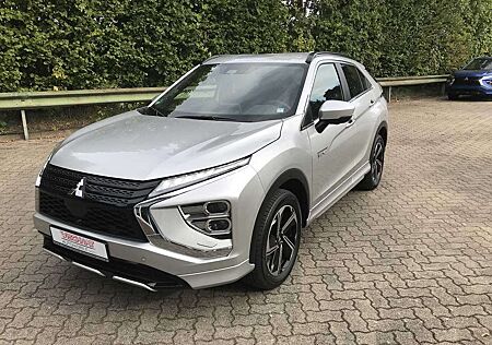 Mitsubishi Eclipse Cross Plug-In Hybrid Plus Select-P. Navi