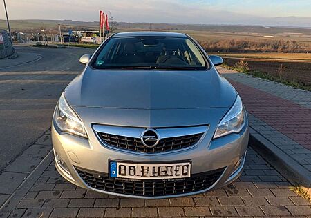 Opel Astra 1.4 Turbo Sport