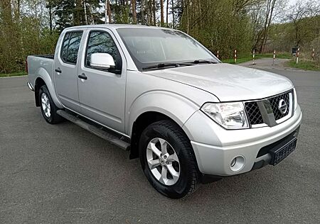 Nissan Navara Pickup Double Cab SE 4X4 * INSP+TÜV neu