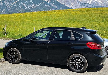 BMW 220i 220 2er Active Tourer Sport-Aut. Sport Line