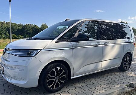 VW T7 Multivan Volkswagen Kurz 2.0 TSI DSG DCC Pano Sounds. Weiß Garantie
