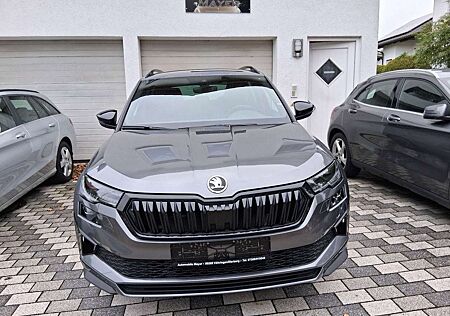 Skoda Karoq 1.5l TSI DSG Sportline AHK Schwenkbar