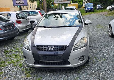 Kia Cee'd Ceed / ceed Sport. 1.4
