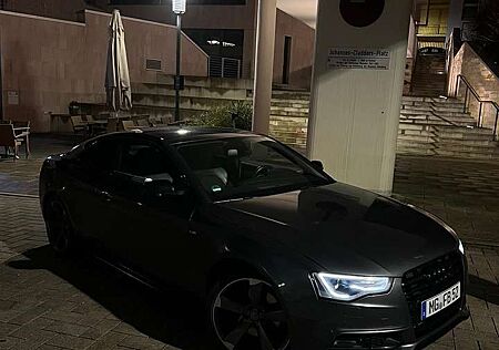 Audi A5 3.0 TDI 3x Sline / B&O / Bremsen Neu / Service Neu