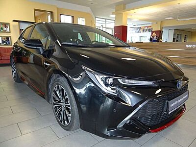 Toyota Corolla 2.0 Hybrid Club + AHK
