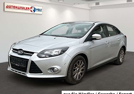 Ford Focus Lim. 1.6 EB Titanium AAC SHZ PDC