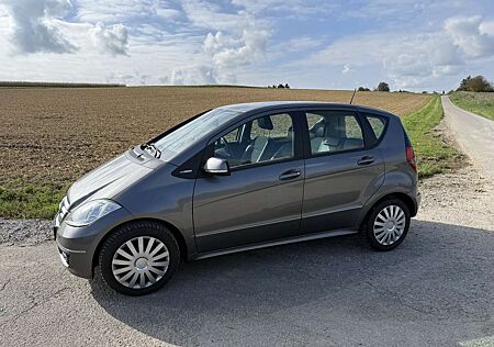 Mercedes-Benz A 180 Classic BlueEFFICIENCY