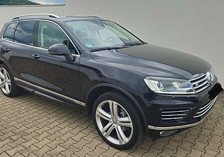 VW Touareg Volkswagen V6 TDI BMT/Start-St Executive Edition Terrain Tech