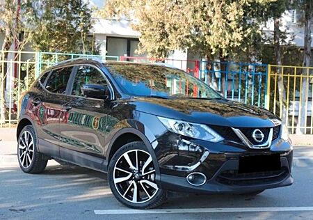 Nissan Qashqai 1.6 dCi ALL-MODE 4x4i ACENTA