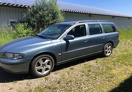 Volvo V70 2.4T