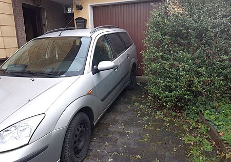 Ford Focus Turnier Ghia