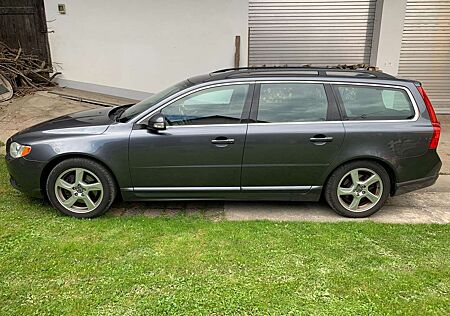 Volvo V70 D5 Kinetic