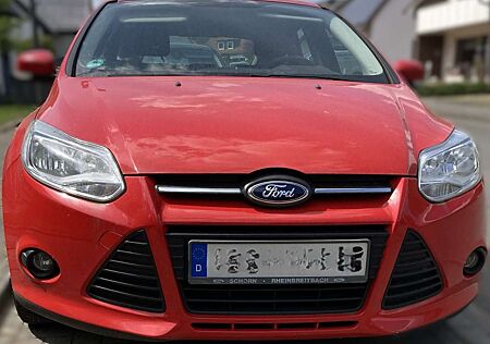 Ford Focus 1.6 Ti-VCT LPG Trend