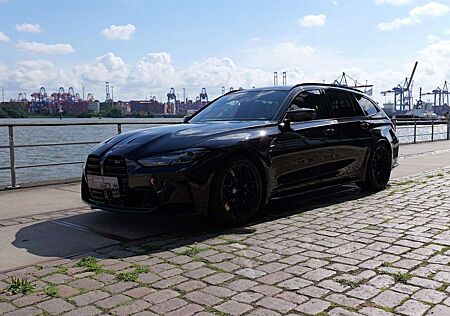 BMW M3 xDrive Competition