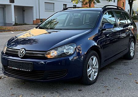 VW Golf Volkswagen VI 1.4 TSI Var. Comfortline/PDC/SHZ/AHK/TÜV