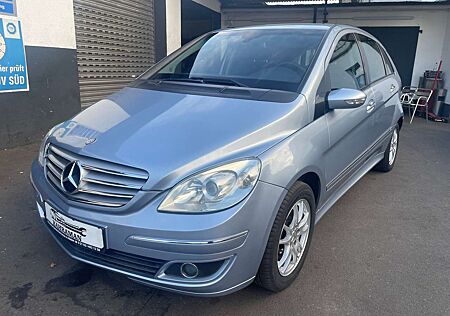 Mercedes-Benz B 180 CDI KLIMA AHK SITZHEIZUNG