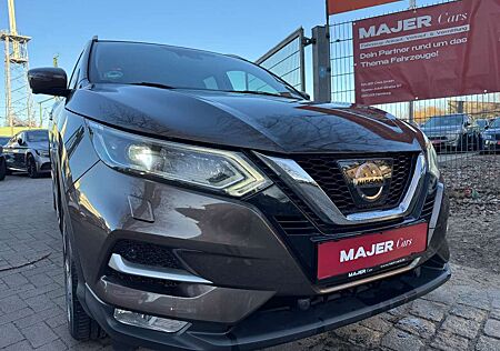 Nissan Qashqai Qashqa 1.6i N-Connecta*PANO*LED*TEMPO*360*PDC