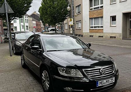 VW Phaeton Volkswagen 3.0 V6 TDI DPF 4MOTION Automatik (5 Sitzer)