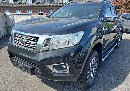 Nissan Navara NP300 Tekna Double Cab 4x4 Leder Navi LED