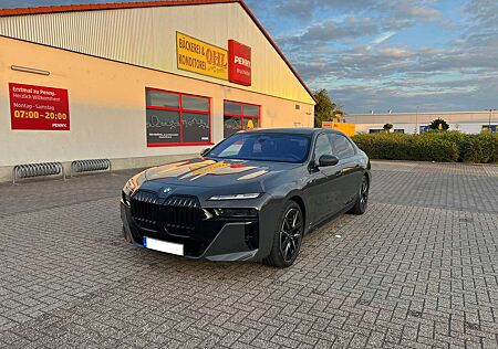 BMW 740 xDrive | Vollausstattung
