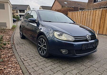 VW Golf Volkswagen Highline / Automatik / Klima / Scheckheft