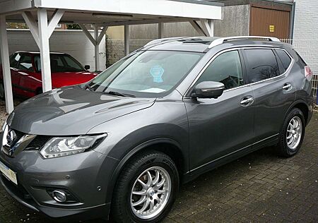 Nissan X-Trail Tekna 4x4,Fast voll ausgestattet,Scheckheft,usw.!