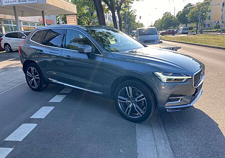 Volvo XC 60 XC60 Inscription 2WD+Navi/LED/Kamera/Pano/20 Zoll/SH+