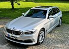 BMW 530d 530 xDrive Touring Aut. Luxury Line